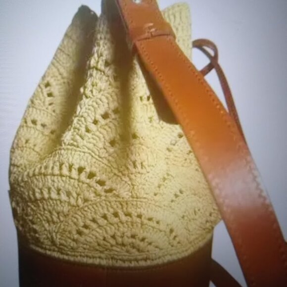 Sezane NWOT La Maroquinerie Sézane Paris 'Alma' cream w-brown leather bucket bag - Picture 16 of 16